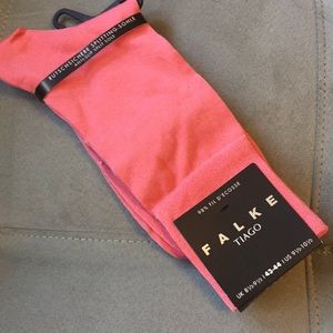 Falke Tiago socks. Size 43-44. Color Salmon UNISEX